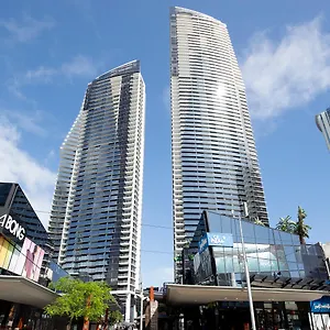 Aparthotel Mantra Circle On Cavill ****