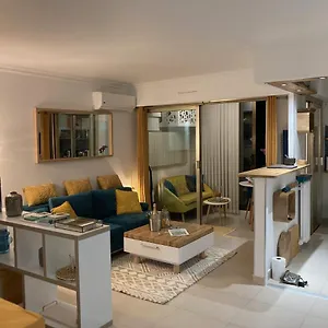 Apartment De Standing Le Velvet Bay Climatise En Bord De Antibes